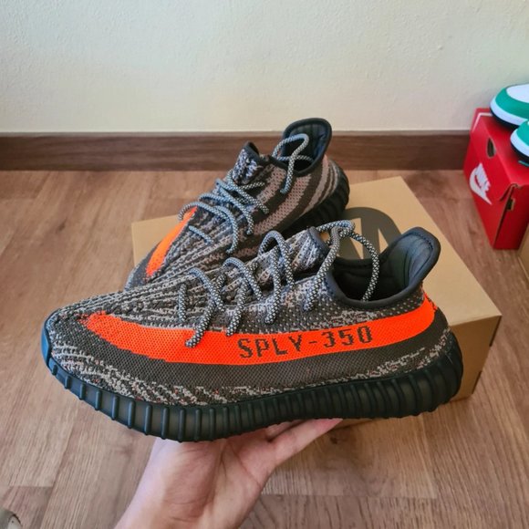 yeezy 350 main image 6